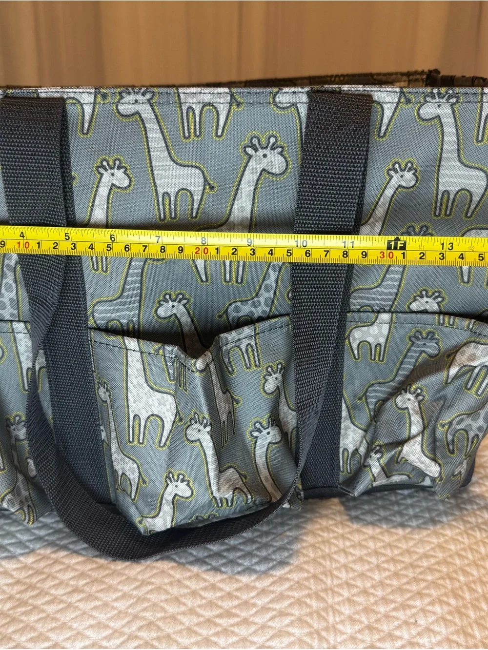 Thirty-One Zip-Top Organizing Utility Tote Go-Go Giraffe Gray Retired Print